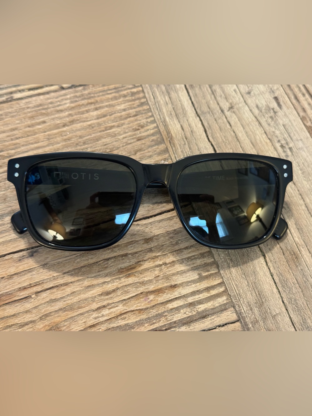 Women's Black Wayfarer Sunglasses - Otis Polarized Test Of Time